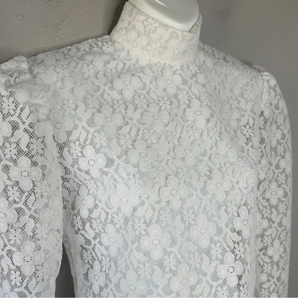 Blusa AVON FASHIONS Vintage Feminina Tamanho 3/4 Renda Romântica Regency Cottagecore - Imagem 4 de 4