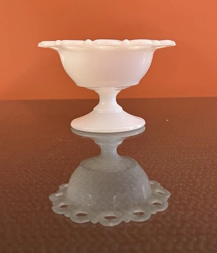 Vintage Anchor Hocking Old Colony "Open Lace" Pattern Milk Glass Pedestal Bowl