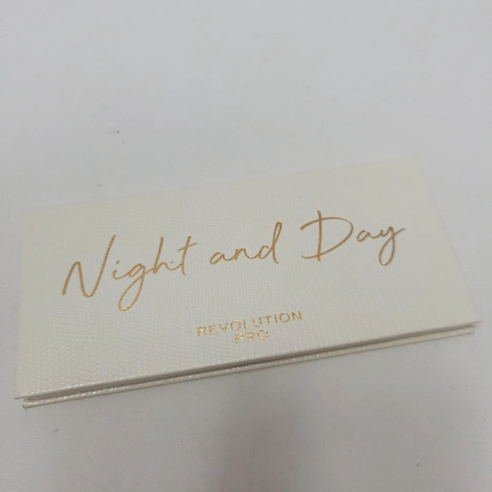 NEW Revolution Pro - Night and Day - Color Focus Shadow Palette 10 Pigments - Image 2 of 4