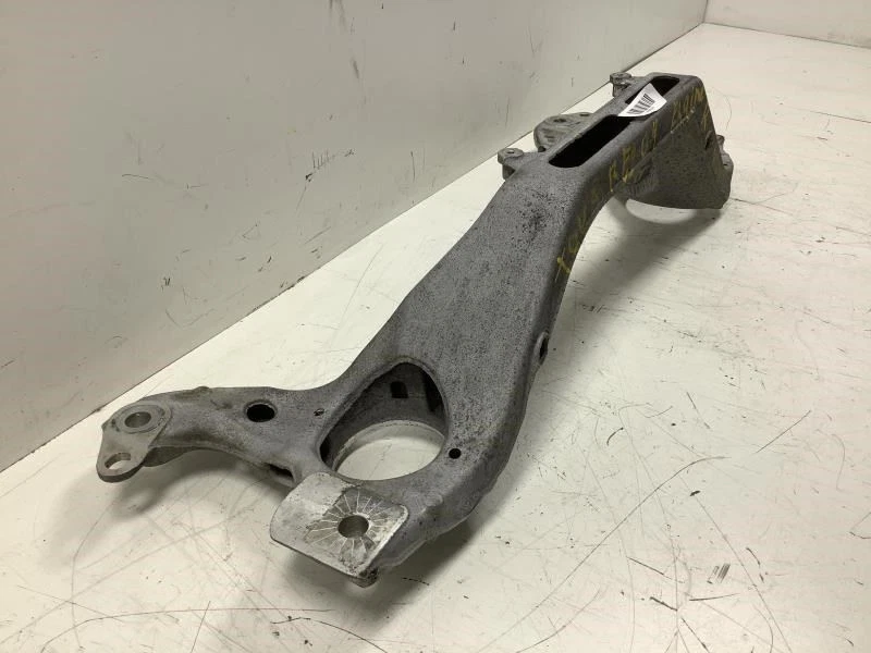 Volkswagen Touareg 2004 3,2 L AWD motor delantero travesaño subchasis soporte Foto 2 de 4