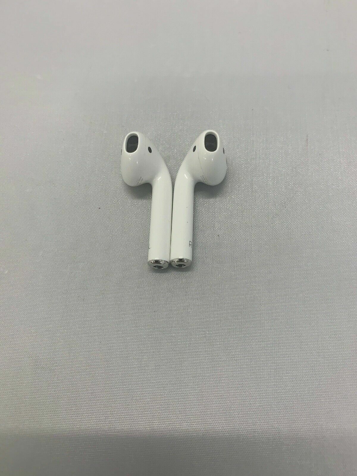 Apple AirPods 2nd Gen. Wireless Earbuds White Right / Left / Charging Case Only - Picture 16 of 17