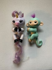 Fingerlings - Interactive Baby Monkey - Zoe And White Unicorn - GIGI Wowwee Lot