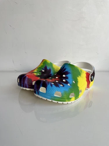 Crocs Classic Graphic Clog Shoes (Tie-Dye) 6 Women’s/ 4 Men’s 205453-90H Dead