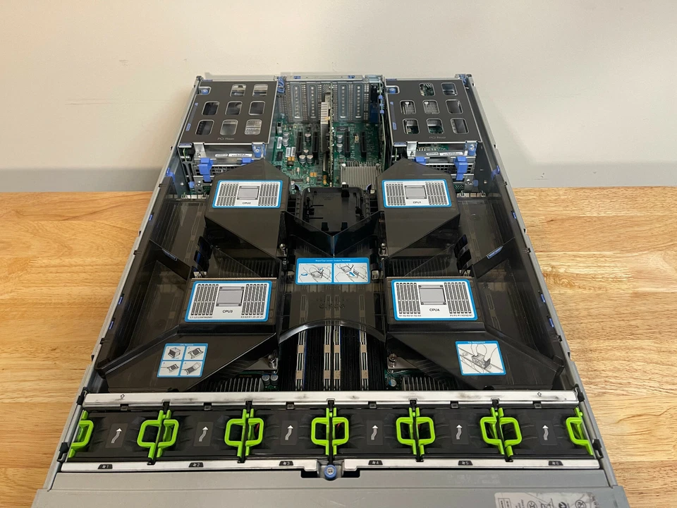 Cisco UCS C420 M3 Server 4x E5-4650 8C 2.7GHz 2x VIC 1225 10GbE 512GB-32 RAM - Image 3 of 4