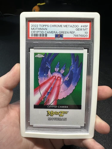 2022 Topps Chrome Metazoo Cryptid Camera Mothman Green #99/99 PSA 10