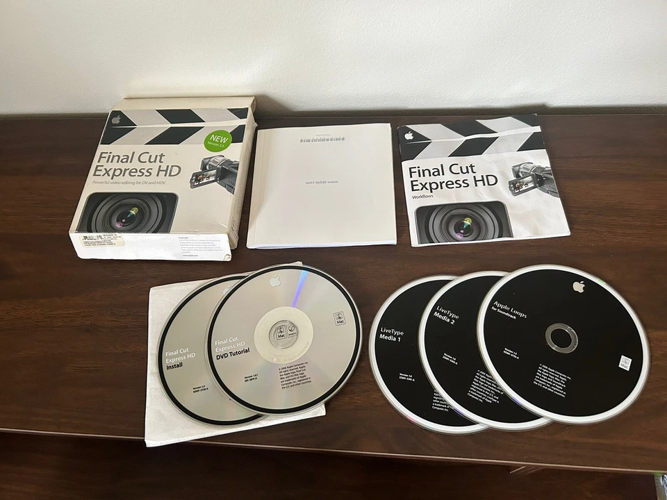 Apple Final Cut Express HD MA261Z/A Version 3.5 Software, Video Editing - Image 2 of 4