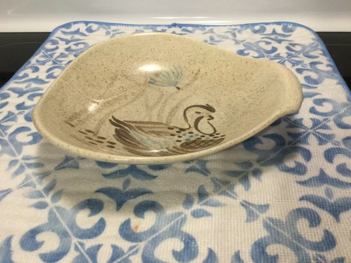 Large Vegetable Bowl Bob White by Red Wing Pottery Mid-Century Modern