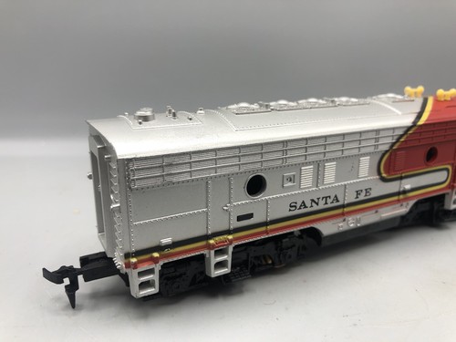 Tren de ferrocarril locomotora diésel vintage Tyco escala Ho Santa Fe 4015 - Imagen 7 de 12