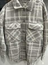 Ladies Shacket Grey White Size 12 BNWT Button Up