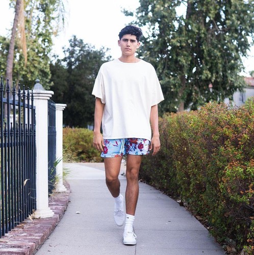 Pantaloncini sportivi unisex uomo giovane LA Infamous Bandana modello paisley maglia - Foto 8 di 40