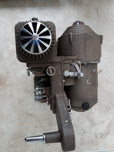 Revere 85 8MM Projector in Case, Cord Is Brittle Tested Working - Bild 16 von 24