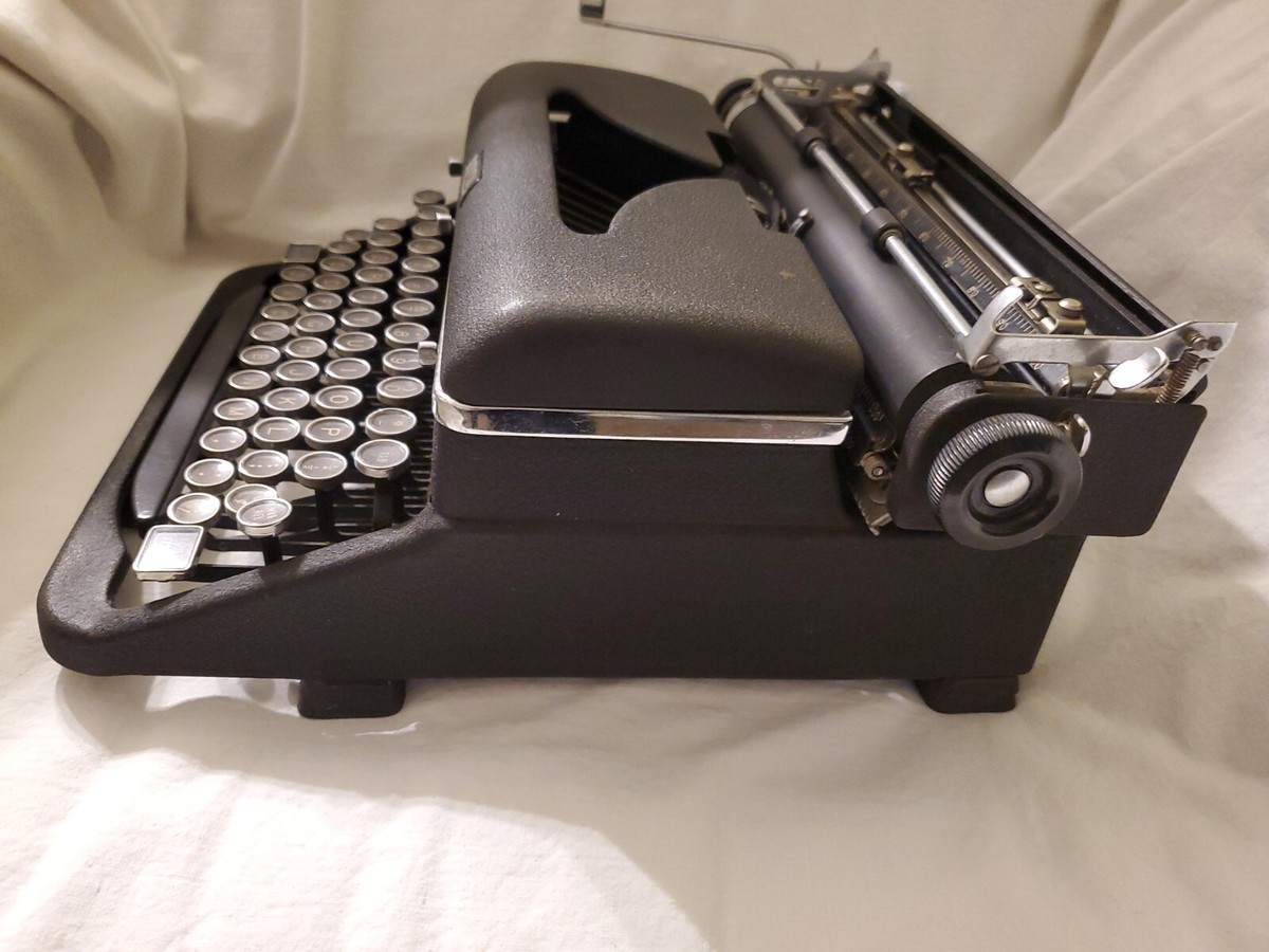 Antique ROYAL BARLOCK - Exquisite Eye Catching Typewriter - Original  Condition