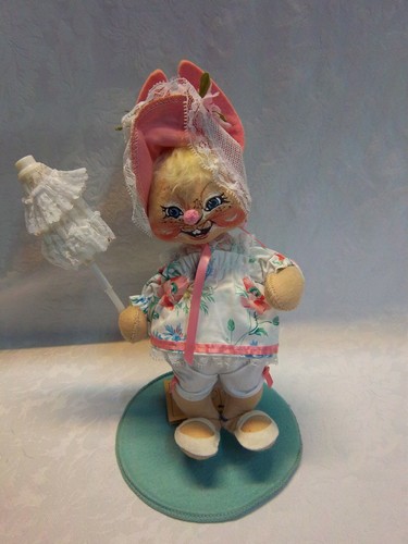 Annalee Dolls 0654 New Hampshire Couple Spring Rabbits 12" Plush Decorative