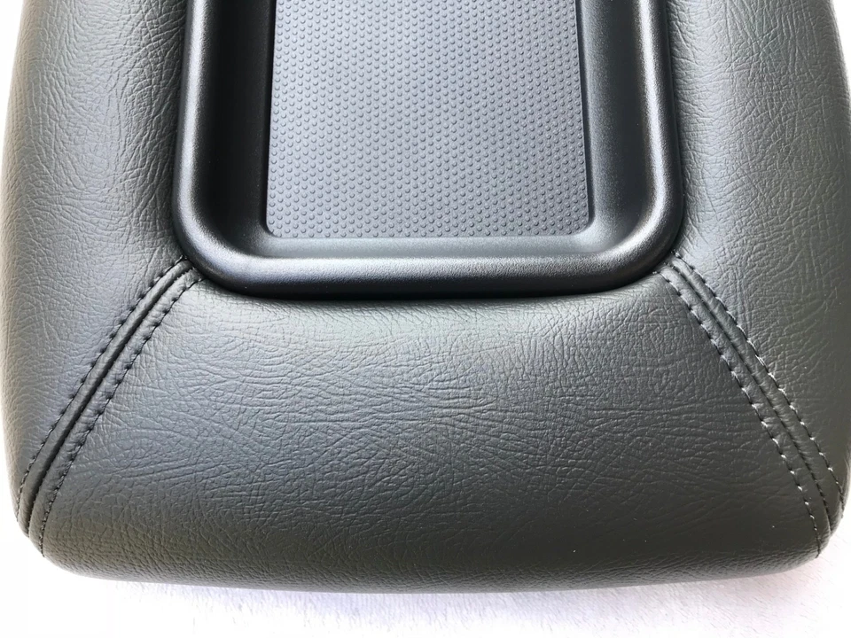 SIERRA CENTER CONSOLE LID ARMREST STORAGE FOLD DOWN JUMP SEAT 99-02 SILVERADO - Image 4 of 4