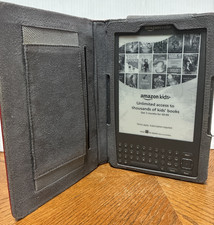 Amazon Kindle 3rd Generation Model D00901 bundle w/ Red Case TESTED WORKS