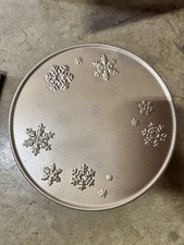 10  Round Gold Matte Metal Snowflake Pedestal...