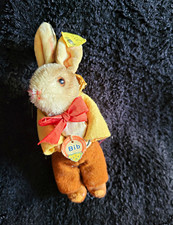 Steiff Bib Hase 4314 Mini (unter 15 cm) 1952 mit Korb & Kleidung DE