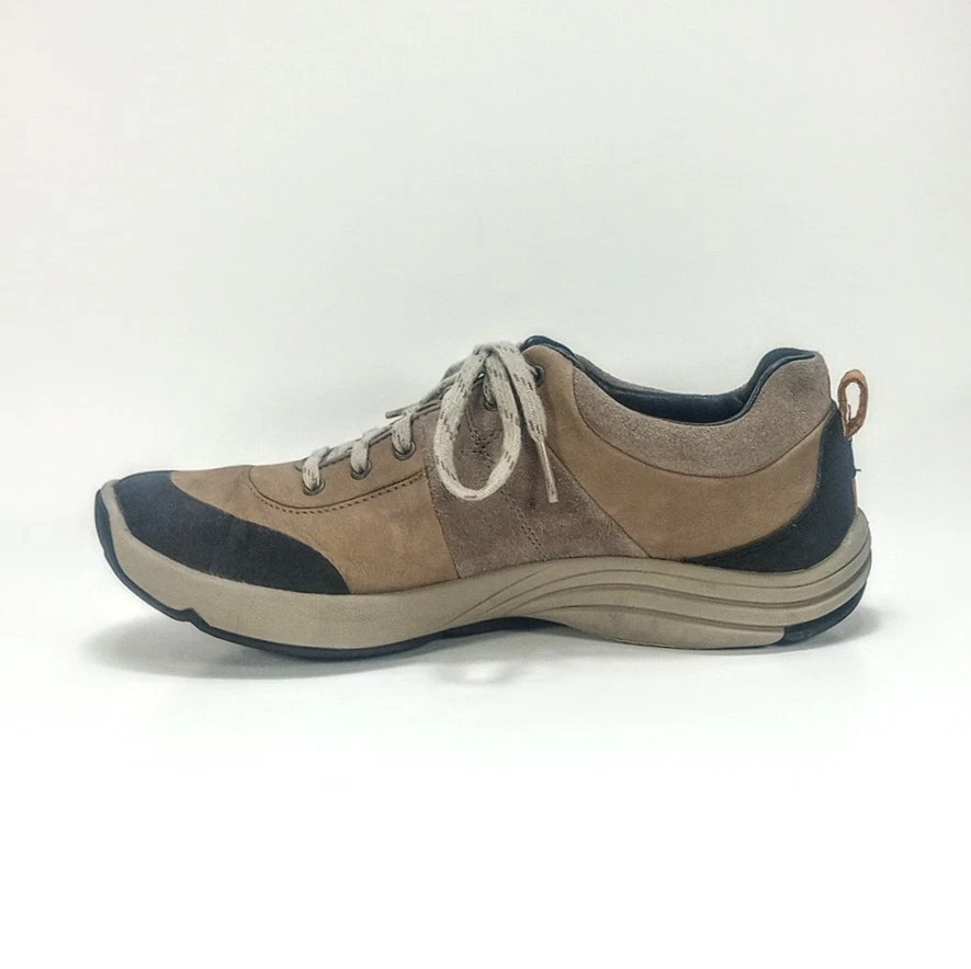 Clarks Wave Andes Mujer 8 Taupe Y Negro Cuero Nobuck Zapatos para Caminar Tenis Foto 2 de 4