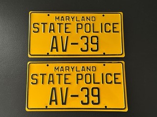 Vintage MARYLAND STATE POLICE AV 39 Pair of License Plates