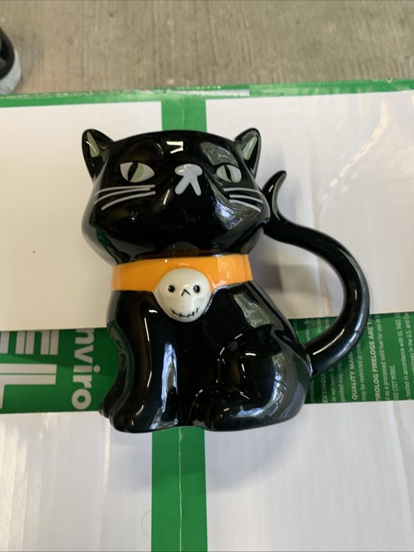 Figural Black Cat Mug Hyde and EEK! Boutique  12 fl. oz (NEW) Halloween Cup