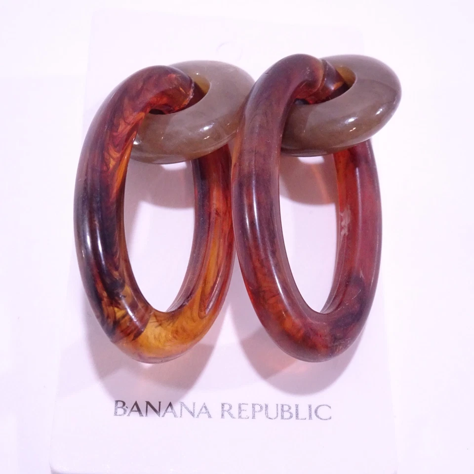 Pendientes de aro para mujer Banana Republic gruesos de resina entrelazados nuevos con etiquetas 45 tortugas Foto 2 de 4