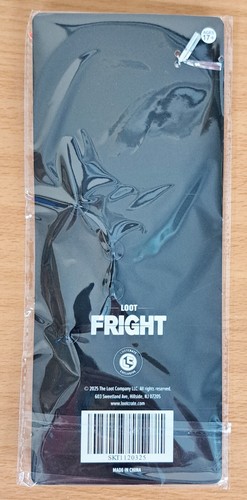 Loot Fright Vampire Hunter Lanyard and Pin Set - Picture 5 of 6