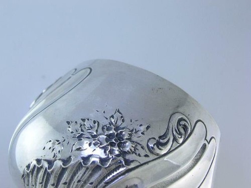 Wonderful French 950 Sterling Silver Cup w/ floral & scroll patterns - Picture 5 of 9