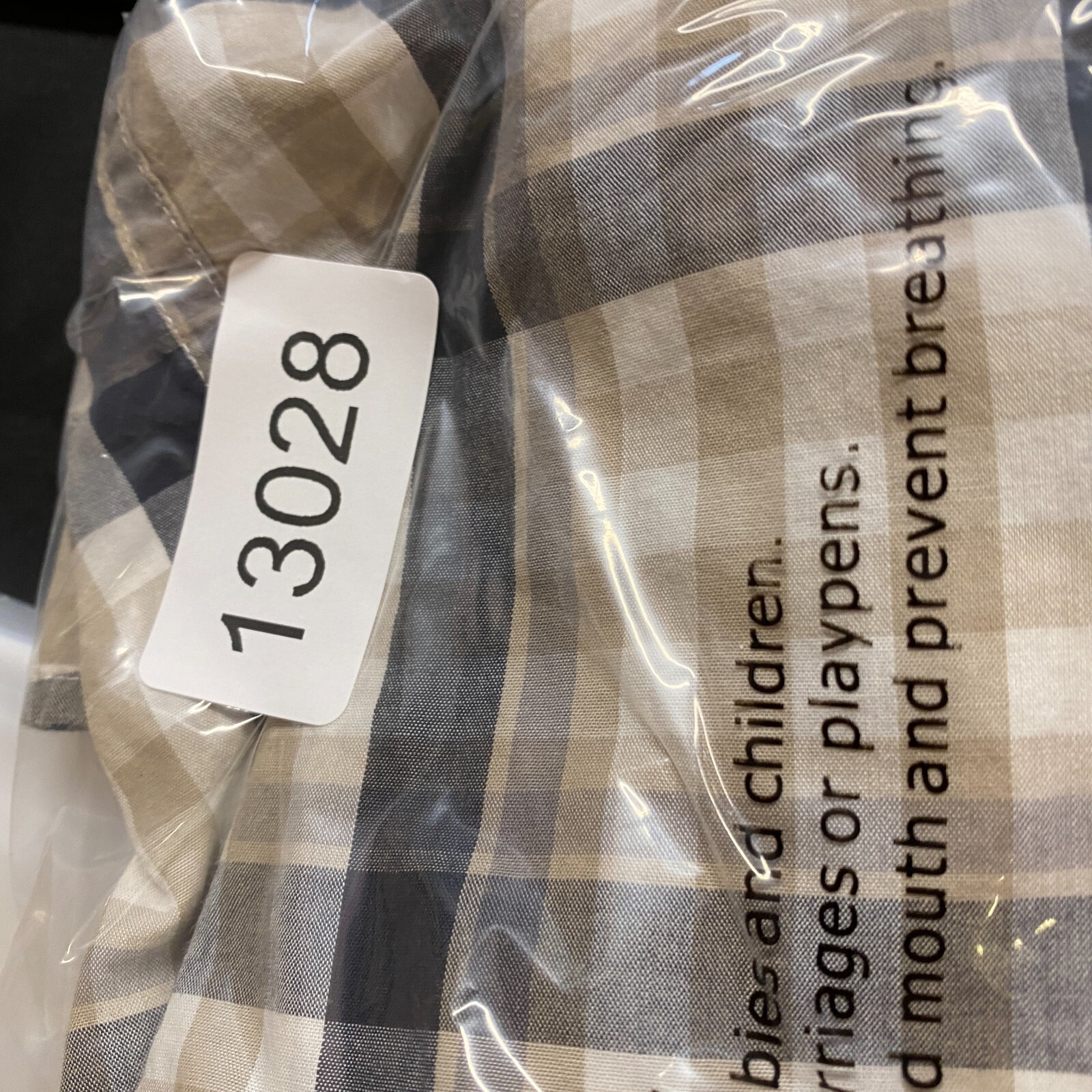 Michael Kors Shirt Men M  Black Plaid Button Up Collared Long Sleeve thumbnail 9