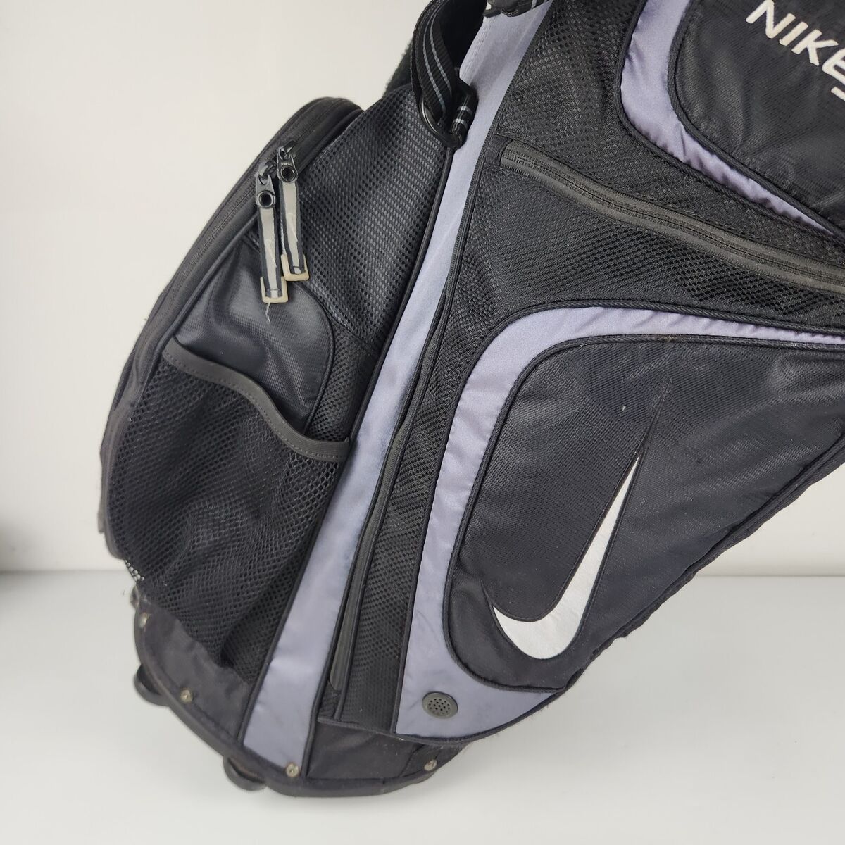 Nike Xtreme Sport Stand Carry Golf Club Bag 8-Way Black Dual Nike Xtreme Sport Stand Carry Golf Club Bag 8-Way Black Dual