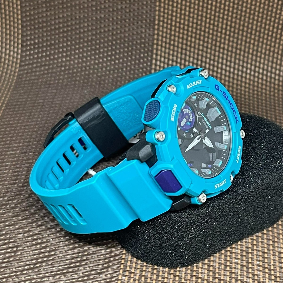 G-SHOCK GA-2200BB-1AJF⭐️美品⭐️ GA-2200BB-1A | G-SHOCK ANALOG-DIGITAL GA-2200 Series | CASIO SINGAPORE