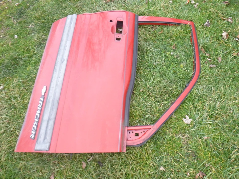 Chevrolet Tracker 2002 puerta delantera lado del pasajero delantero derecho rojo Foto 4 de 4