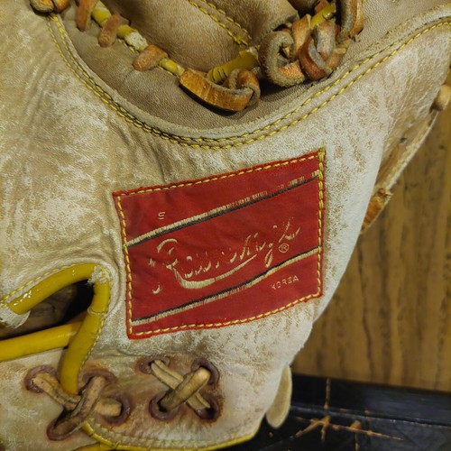 Johnny Bench vintage memorabilia lot Boys Life 1971 Rawlings Glove Hudepohl Beer - Picture 9 of 16