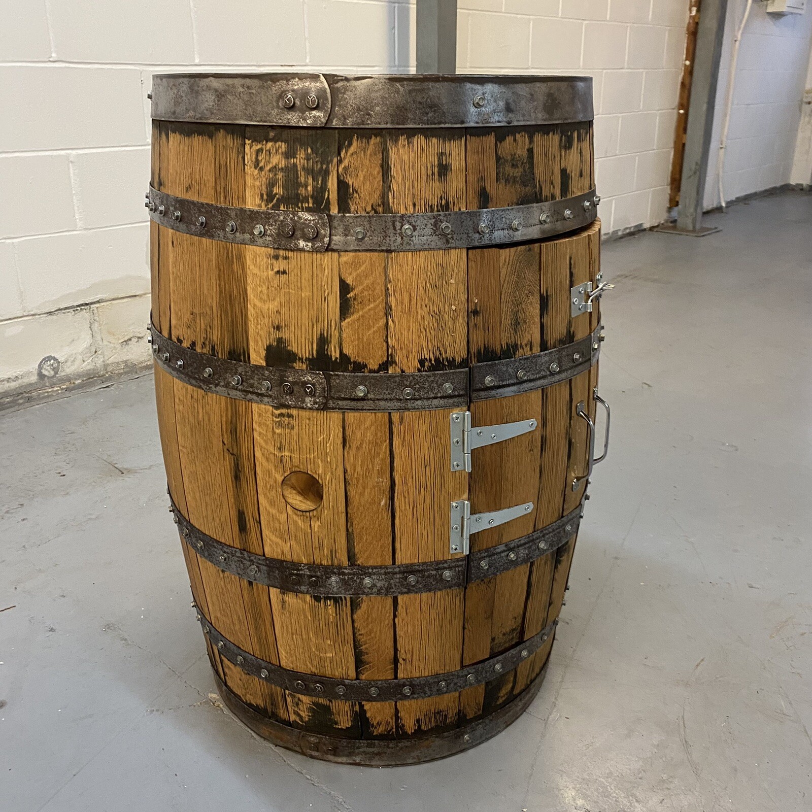 Solid Oak Whisky Barrel Table Bar Mancave Pub Outdoor Bar