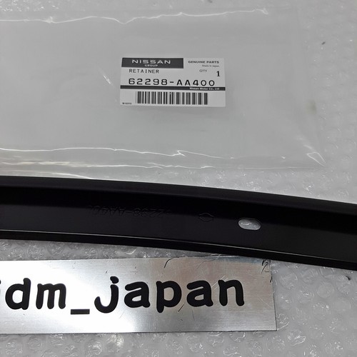 Nissan Genuine 62298-AA400 GTR R34 BNR34 Front Bumper Center Retainer Upper - Picture 8 of 8