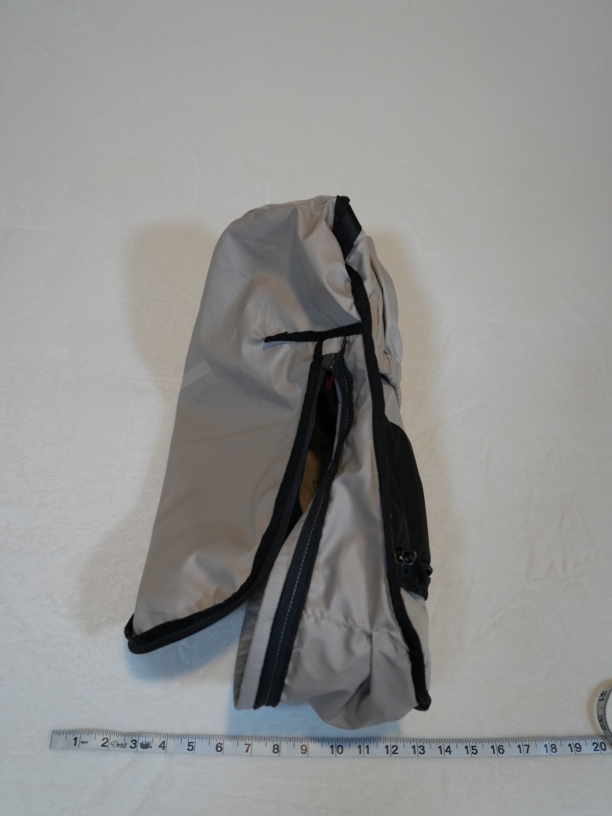 Bellroy Lite Lightweight Performance Daypack Back… - image 21