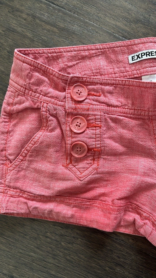 Shorts feminino Express mistura de linho coral marinheiro tamanho 00 - Imagem 3 de 4
