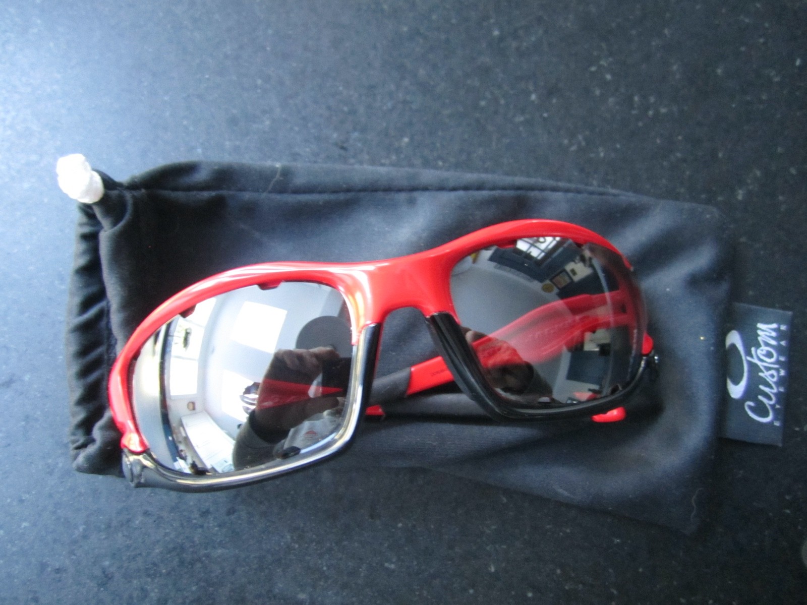 OAKLEY SPLIT JACKET SUNGLASSES - image 1