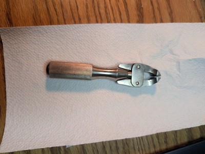 Vintage Lowell Wrench Co Hand Vise 6''