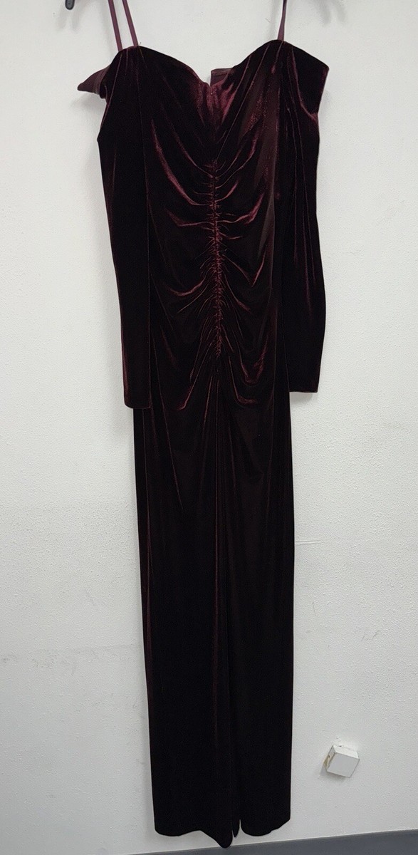 X by Xscape 'Christy' Long Off The Shoulder Velvet Dress Size: