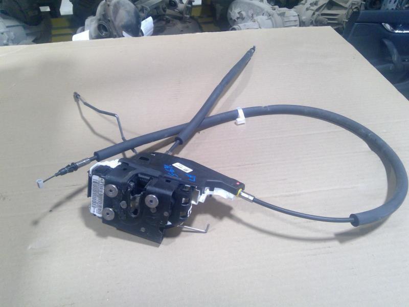 2014 - 2017 MASERATI QUATTROPORT M156 DRIVER DOOR LATCH OEM 670100892
