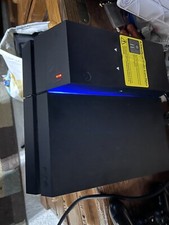 Ps4 2tb with 2 controlers