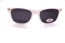 LOOK BEYOUTIFUL SUNGLASSES WHITE / SMOKE LENS UV PROTECTION