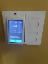 Wink Relay Wall-Mounted Smart Home Controller, 4.3" Touchscreen White PRLAY-WH01