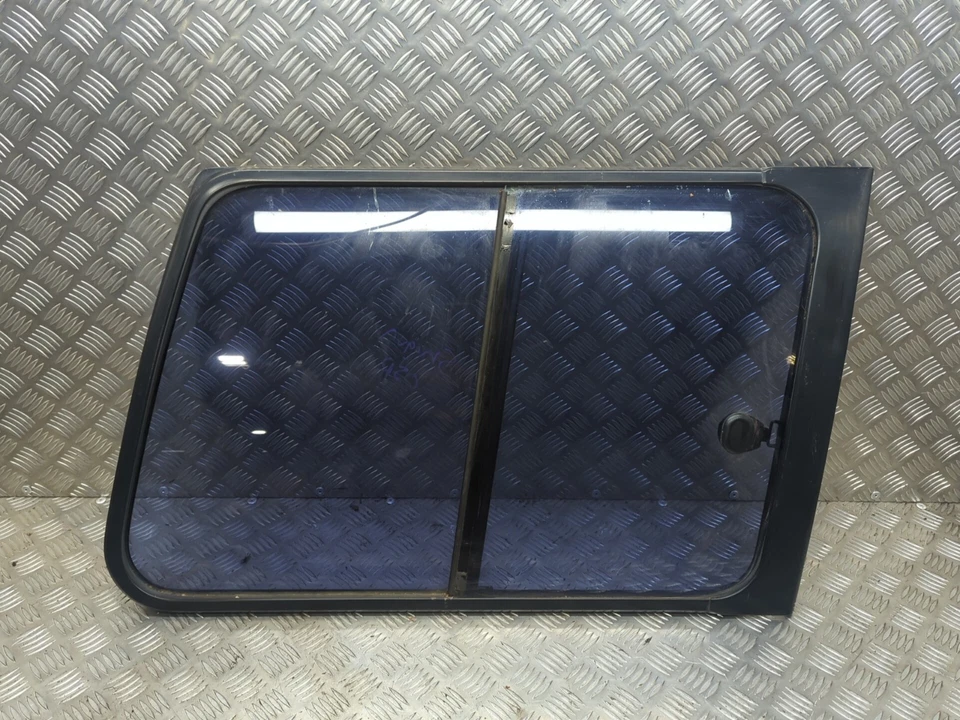 MITSUBISHI SHOGUN PAJERO MK2 OFFSIDE DRIVERS VENTANA DE APERTURA TRASERA DERECHA Foto 2 de 4