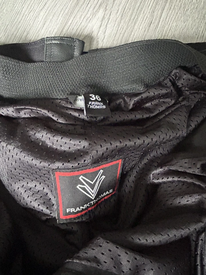 Frank Thomas Men’s Black Leather Motorcycle Trousers Size 36 Regular BRAND NEW - Image 4 of 4