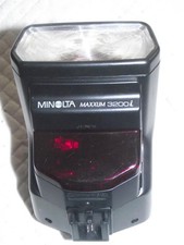 MINOLTA MAXXUM 3200I ELECTRONIC FLASH FOR SONY AND MAXXUM CAMERAS