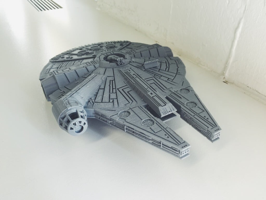 Millennium Falcon With Stand Remastered | eBay