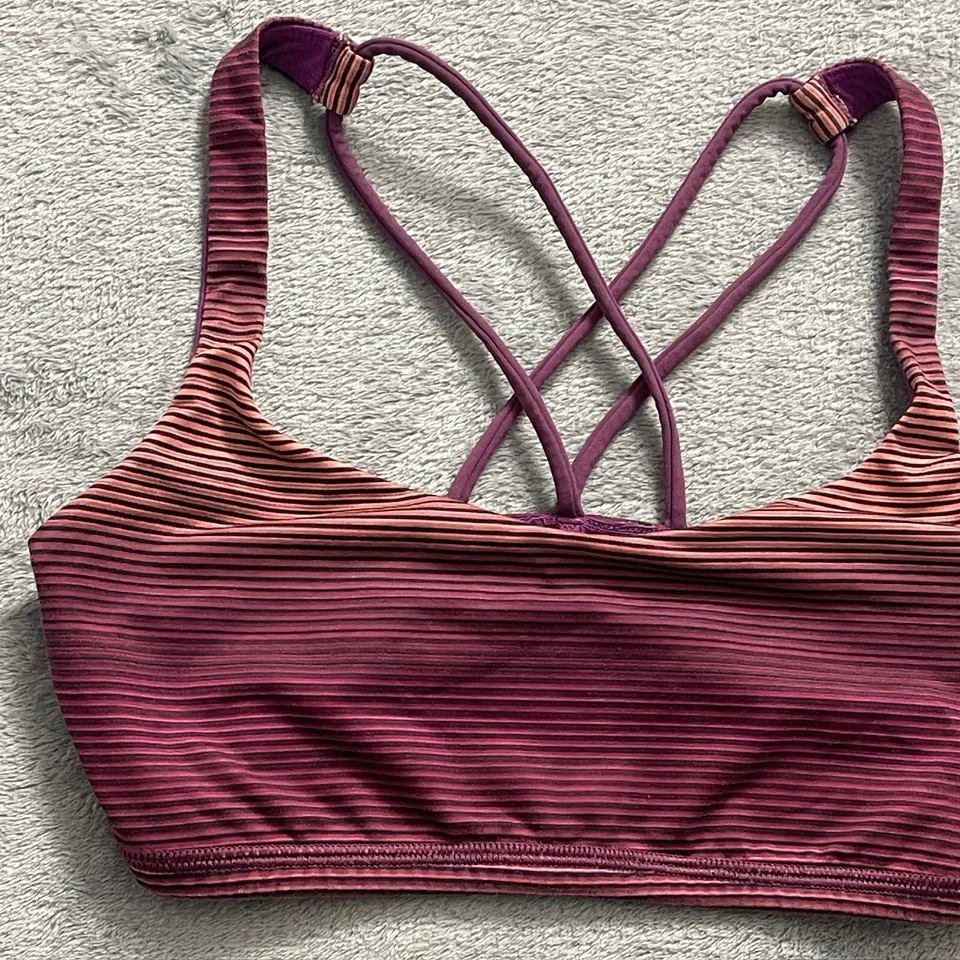 Sujetador deportivo Lululemon Free To Be para mujer talla 4 rosa a rayas espalda cruzada atlético Foto 2 de 4