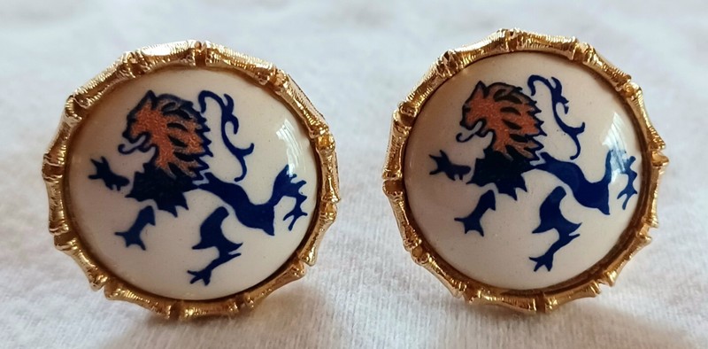 Vintage Cufflinks Ancient Lion White/ Gold Tone