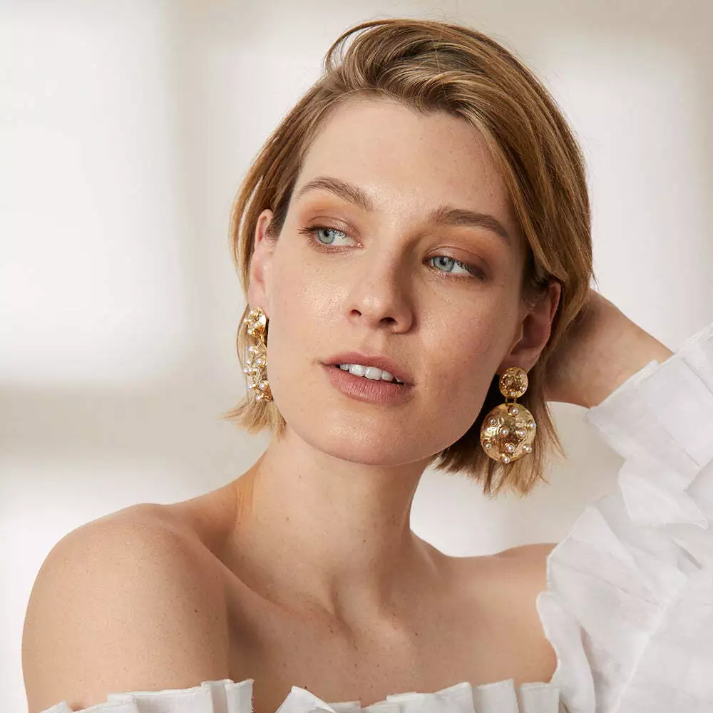 Jolie deen earrings deals